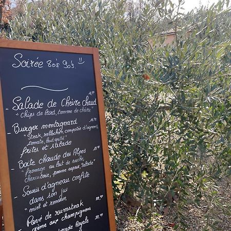 Auberge De La Table Ronde วินอง-ซัวร์-แวร์ดอง ภายนอก รูปภาพ